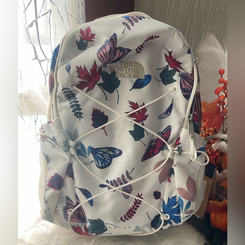 NWT NORTH FACE BACKPACK